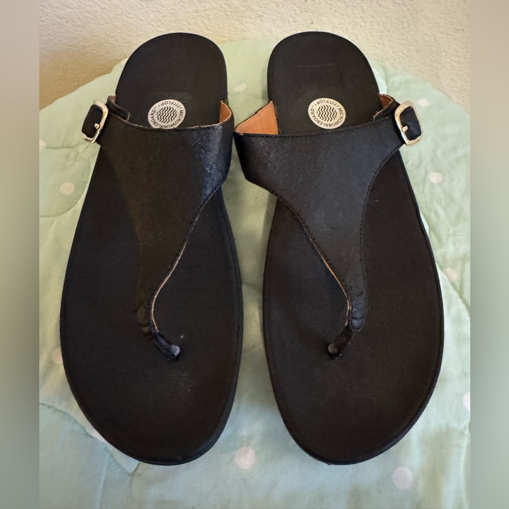 Fitflop Black Textured Sandals Womens size 10